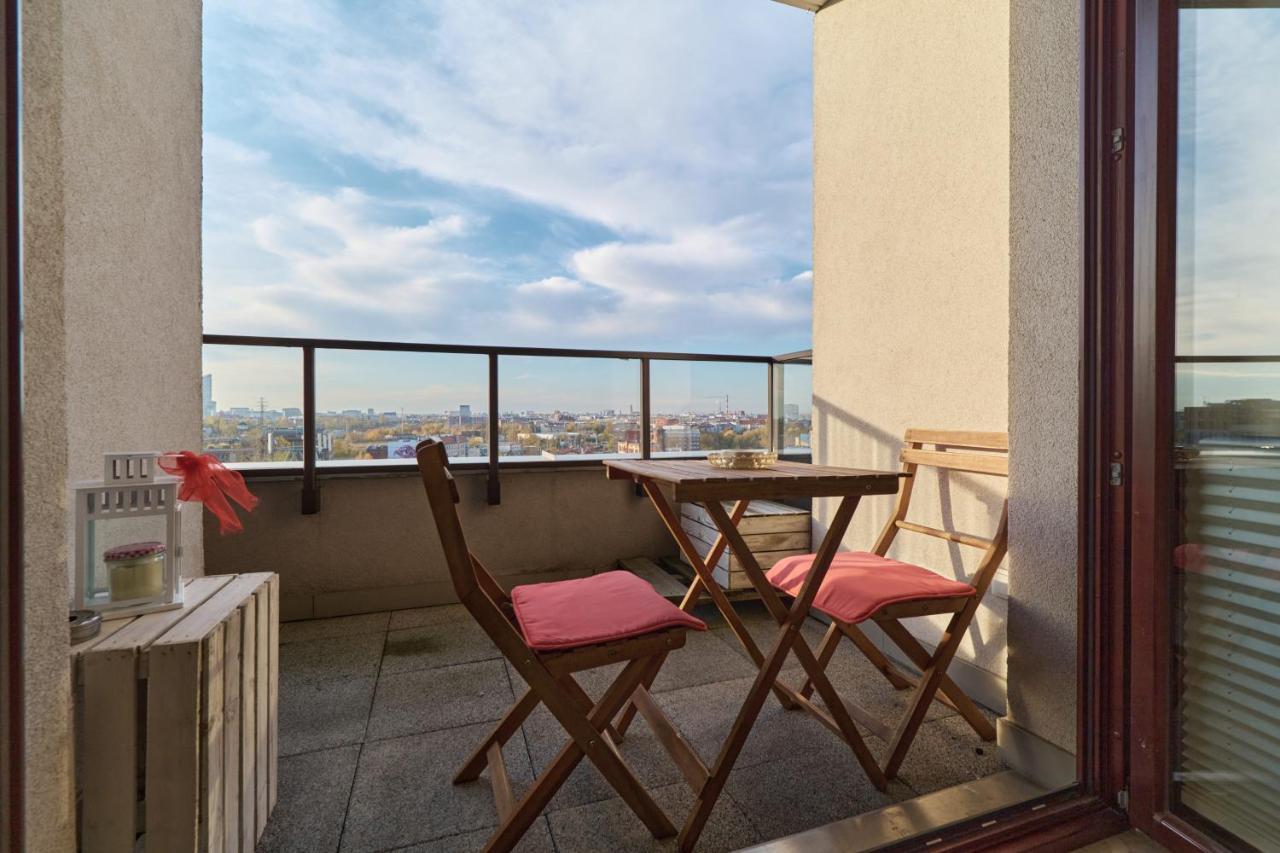 Apartment Wroclaw Krakowska With Balcony And Free Garage By Noclegi Renters المظهر الخارجي الصورة