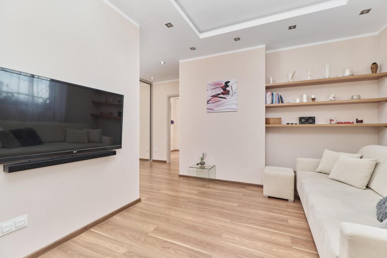Apartment Wroclaw Krakowska With Balcony And Free Garage By Noclegi Renters المظهر الخارجي الصورة